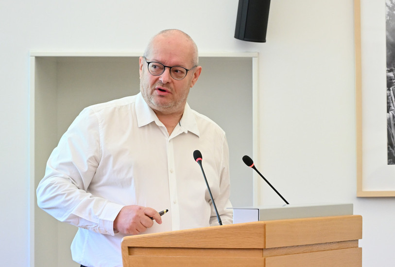Raoul Jaeggi demande un audit externe pour l'ensemble des services de l'Etat. (Photo : archives Georges Henz).