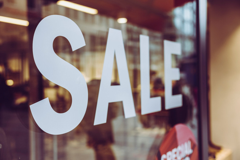 Le canton du Jura invitera les commerçants à limiter ou éviter l'utilisation du mot « sale » pour « soldes ». (Photo libre de droits).