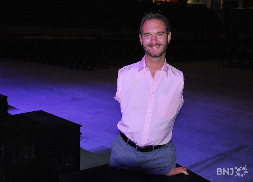Nick Vujicic avant son show à Bienne jeudi soir à la Tissot Arena, unique date en Suisse