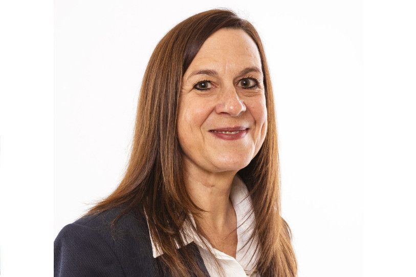 Aude Stampbach Aebischer est la nouvelle directrice du pôle Santé et Social du CPNE. (Photo : Julien Humbert-Droz / Chancellerie d’État).