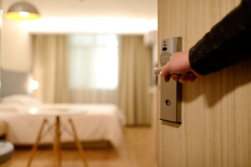 Dans le secteur hôtelier, le nombre de nuitées a connu une baisse de 5,3%.