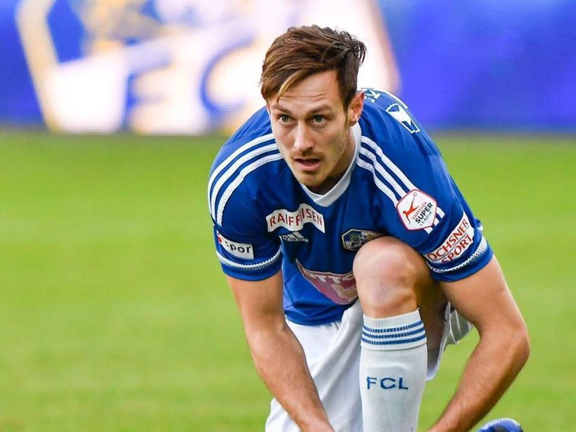 François Affolter avec le maillot du FC Lucerne (photo : Facebook François Affolter)