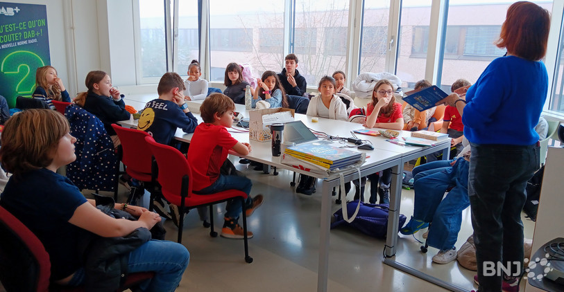 Les élèves de la classe de 5H avec Christine Pompéï