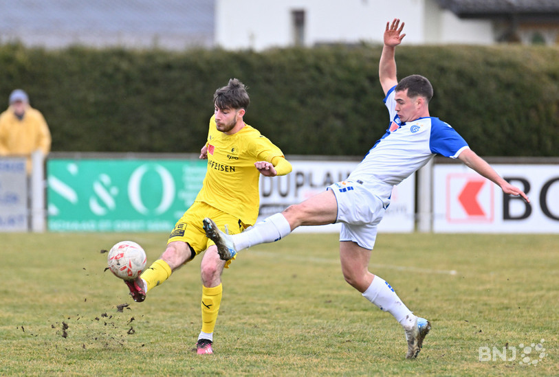 Kenzo Brêchet et le FC Bassecourt sont tombés contre le leader de 1re Ligue. (Photo : Georges Henz)