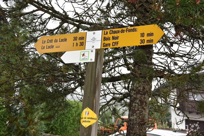 Le balisage des chemins profite des infrasctuctures de Neuchâtel Rando.