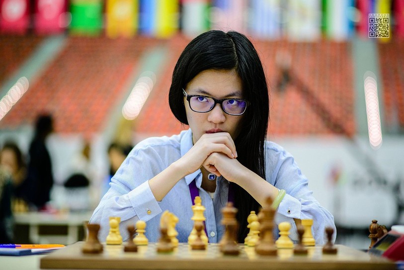 Hou Yifan a mis ses concurrents masculins à terre à Bienne (photo: wikipedia)