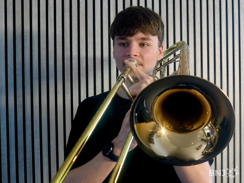 Hugo Marquis passe sa semaine blanche à répéter ses pièces avec son trombone.