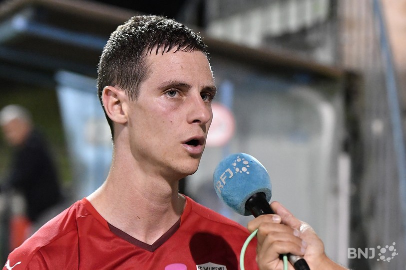 FC Moutier - FC Bienne (photo : Georges Henz)