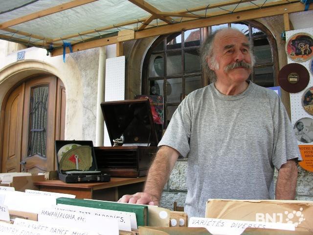 René Quellet, ici en 2006 à la brocante du Landeron, était aussi un féru de jazz.