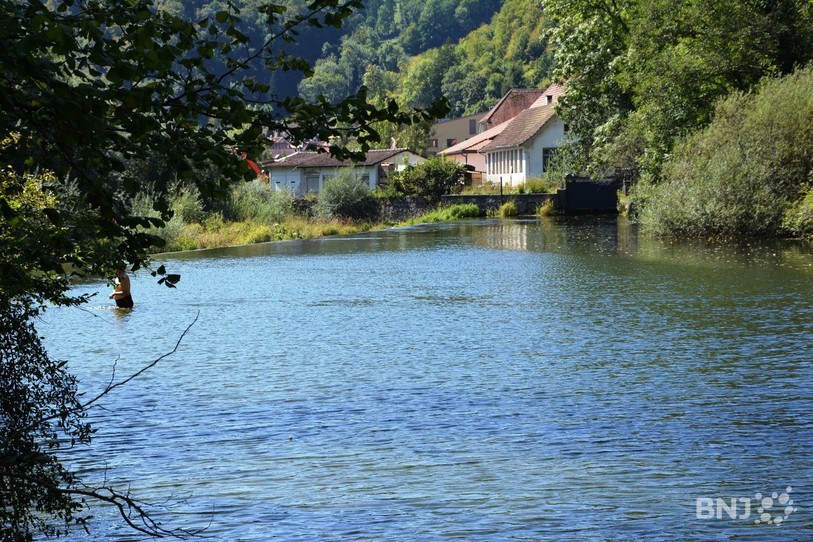 Le Doubs à la plage de Saint-Ursanne