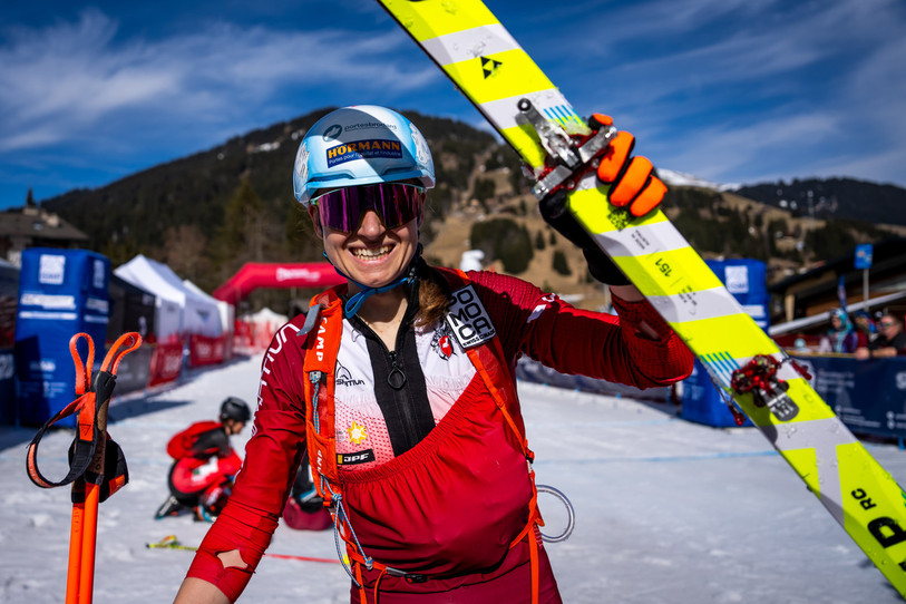 Marianne Fatton monte sur la 2e marche du podium à Villars-sur-Ollon (photo archives : KEYSTONE/Maxime Schmid).