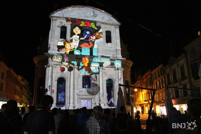 Un jeu vidéo projeté sur la façade duTemple.