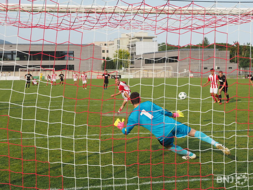 Les Colombinois ont finalement décroché la victoire dans les arrêts de jeu. 