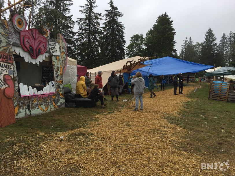 Les stands de nourriture font partie intégrante de l'expérience Elementra