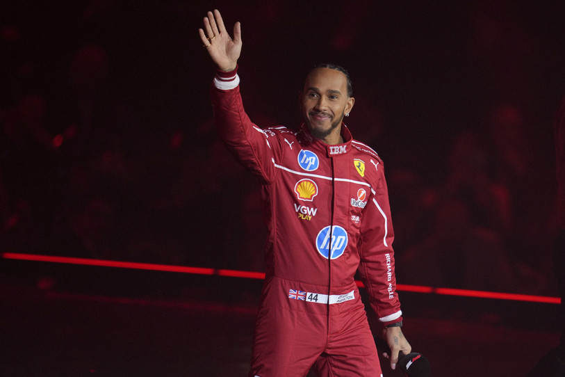 Lewis Hamilton crée l'évènement avec son arrivée chez Ferrari. (Photo : AP Photo/Kin Cheung.)