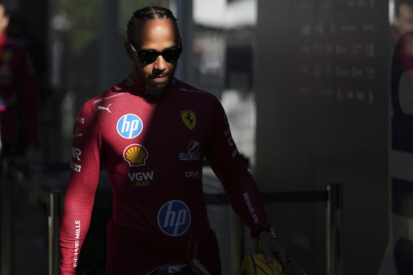 Les attentes des tifosis autour de Lewis Hamilton sont énormes. (Photo : AP Photo/Heath McKinley)