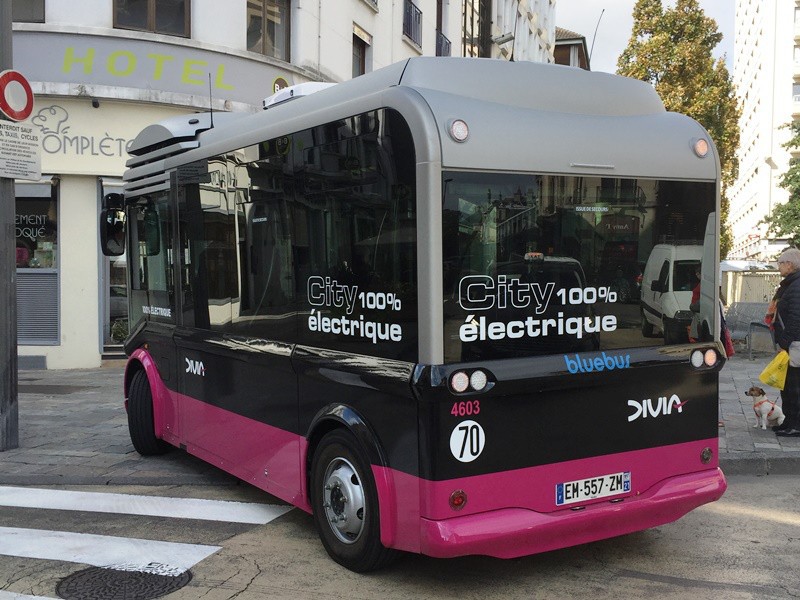 Bus électrique