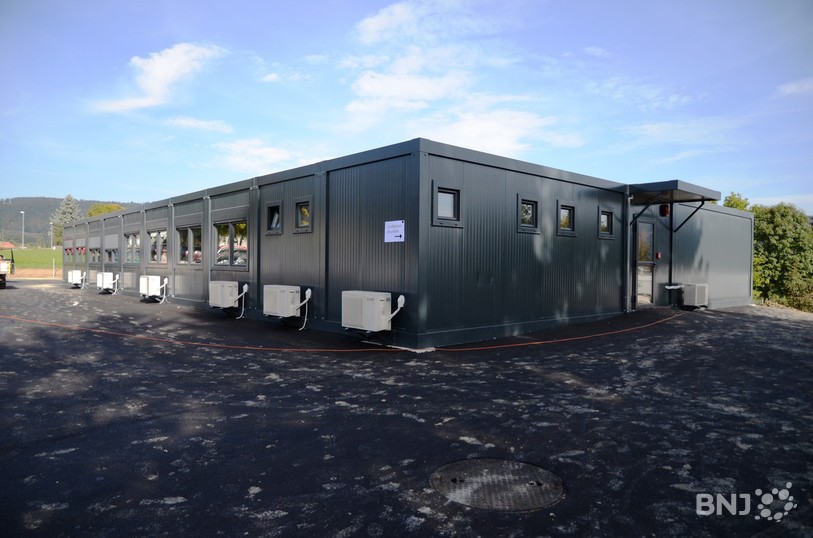 Les containers permettront d'accueillir temporairement un plus grand nombre d'élèves, en attendant la réalisation d'un véritable agrandissement