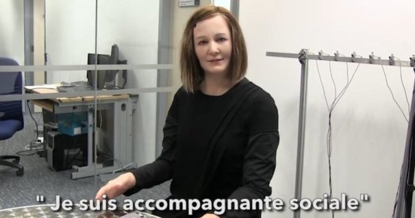 Nadine, robot social