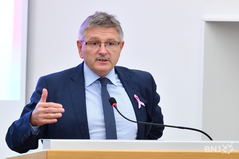 Le ministre Charles Juillard
