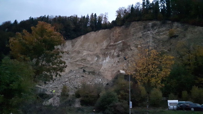 La carrière du Col-des-Roches, au Locle (NE), après l'éboulement de mardi soir (Photo: témoin-lecteur).