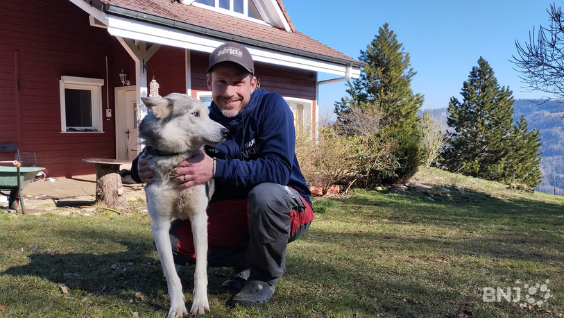 Sebastian Fretz et son chien Tiempo ont retrouvé leur maison à Sceut il y a quelques jours.