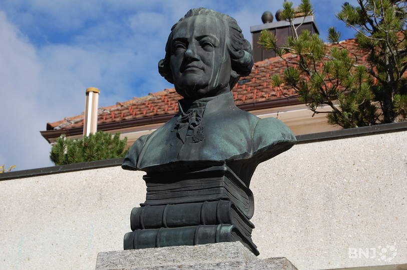 Le buste de Ferdinand Berthoud se trouve à Couvet.
