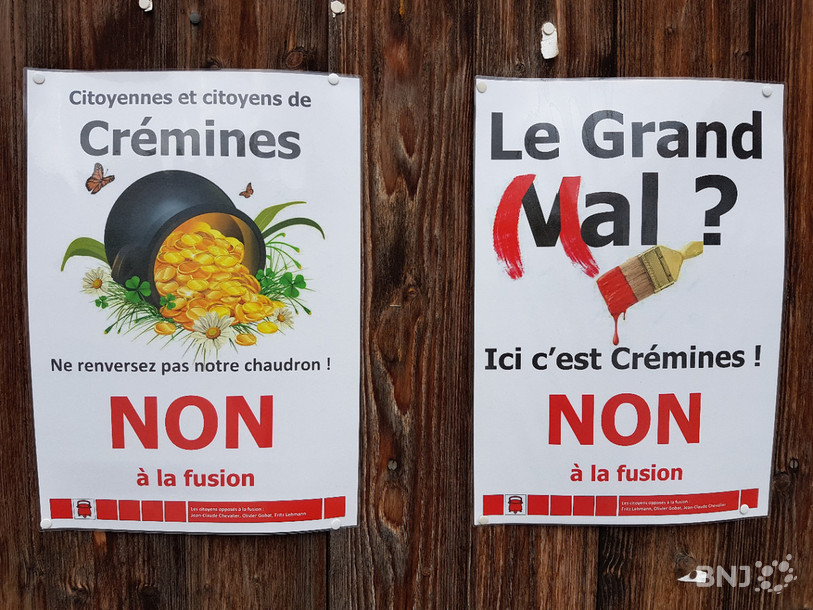Les opposants de Crémines ont placardé des affiches dans tout le village
