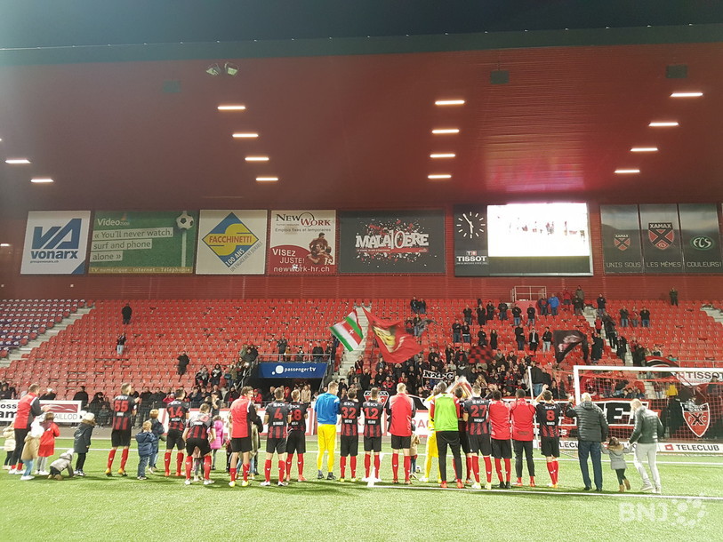Les joueurs ont communié avec leur public après avoir proposé du beau jeu à domicile.