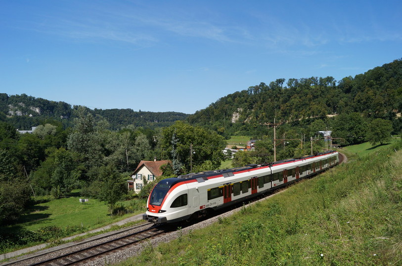 Les trains Flirt France circuleront désormais entre Bienne et Delle (photo : jura.ch).