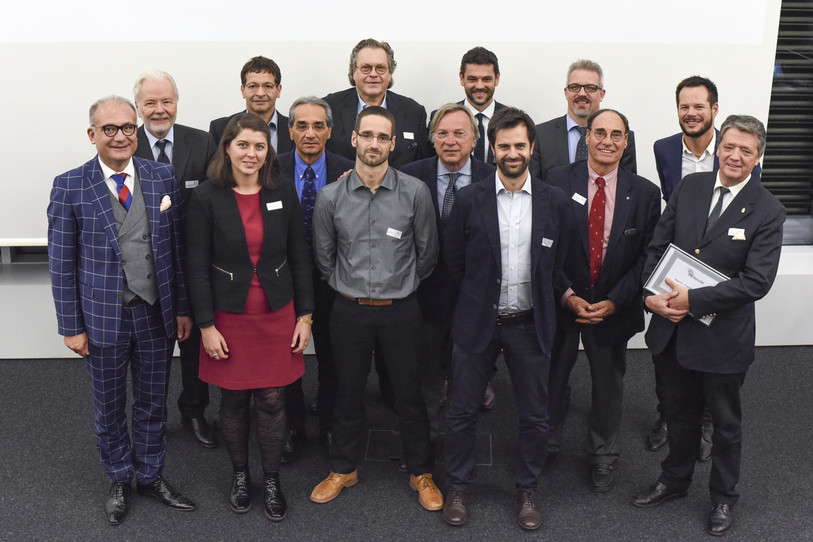 Les membres du jury du Prix Neode ainsi que les lauréats. Photo: Prix Neode.