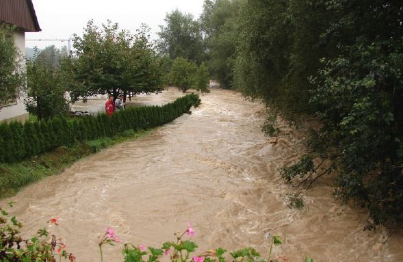 La Scheulte était notamment sortie de son lit en 2005 et 2006 (photo : val-terbi.ch). 