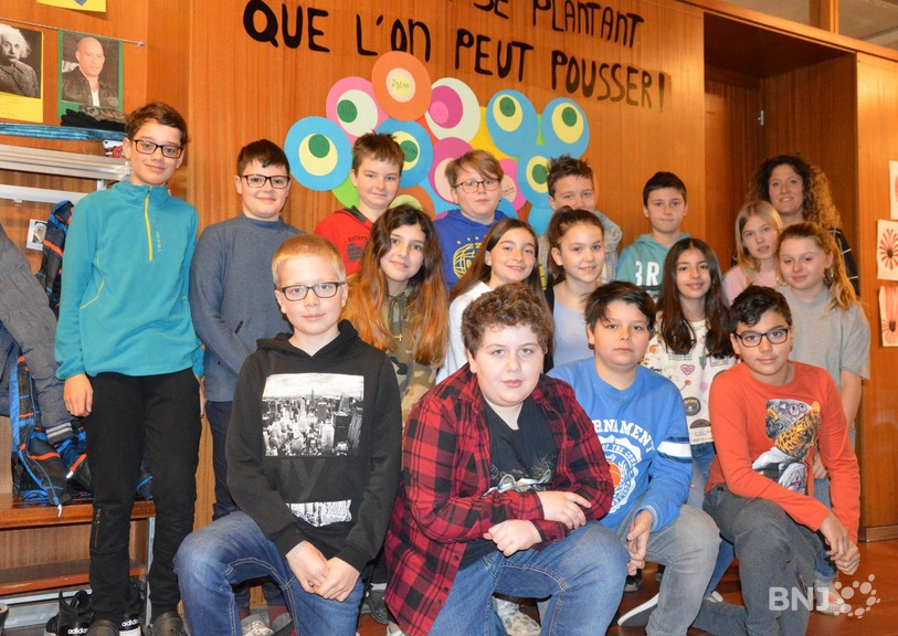 Les élèves de la classe de Nathalie Cousin qui ont lancé le projet de dictée sponsorisée.