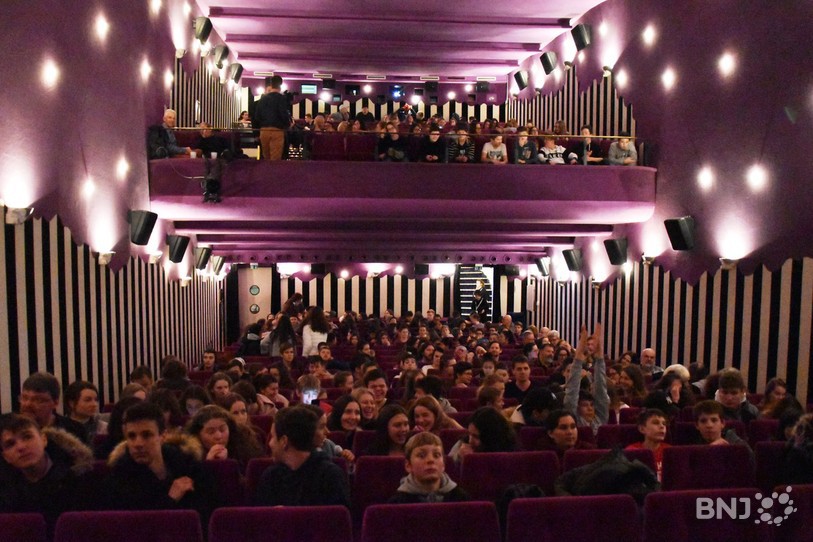 Coup d'envoi des petites leçons de cinéma, une série de courts métrages sur le 7e art réalisés par des cinéastes suisses de renom et destinés aux adolescents.