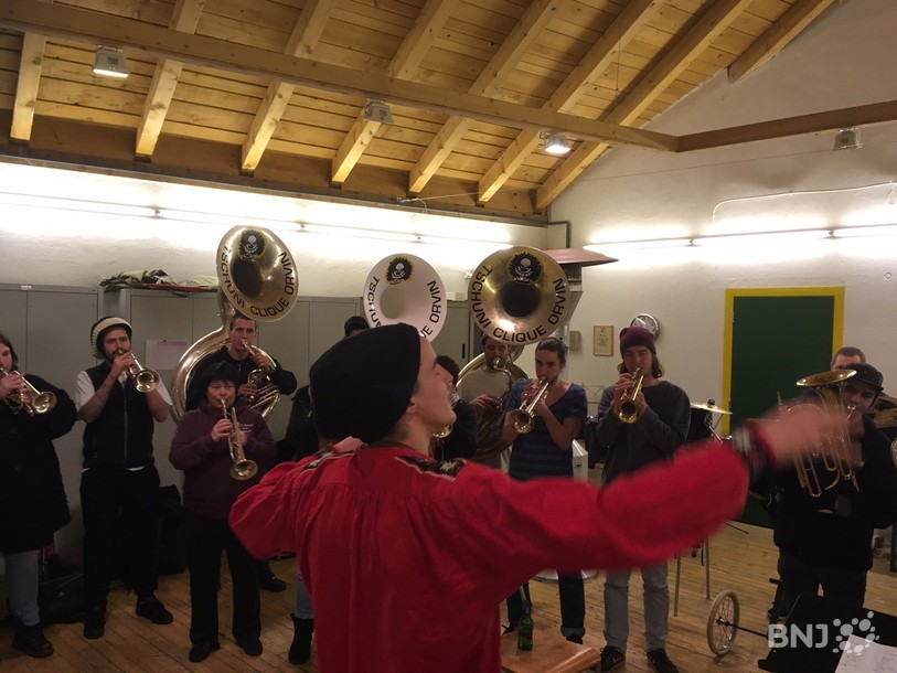 La Tschuni clique s'est entraîné plusieurs mois avant de jouer au Carnaval du Noirmont.