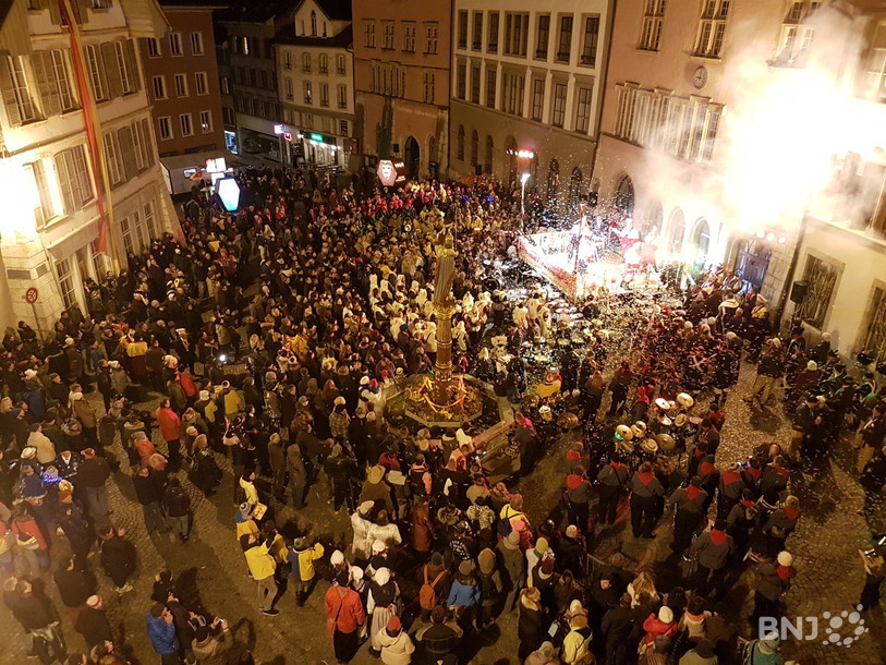 Le froid n'a pas empêché les fétards de sortir dans les rues pour le Charivari