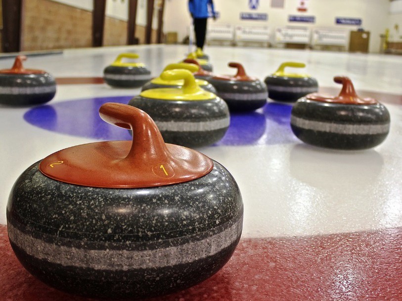 Les pierres rouges de la Suisse ont dominé les jaunes du Canada
