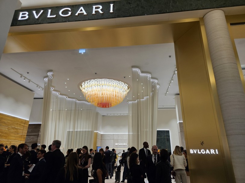 Pour la première fois cette année, Bulgari s'expose au salon genevois. 