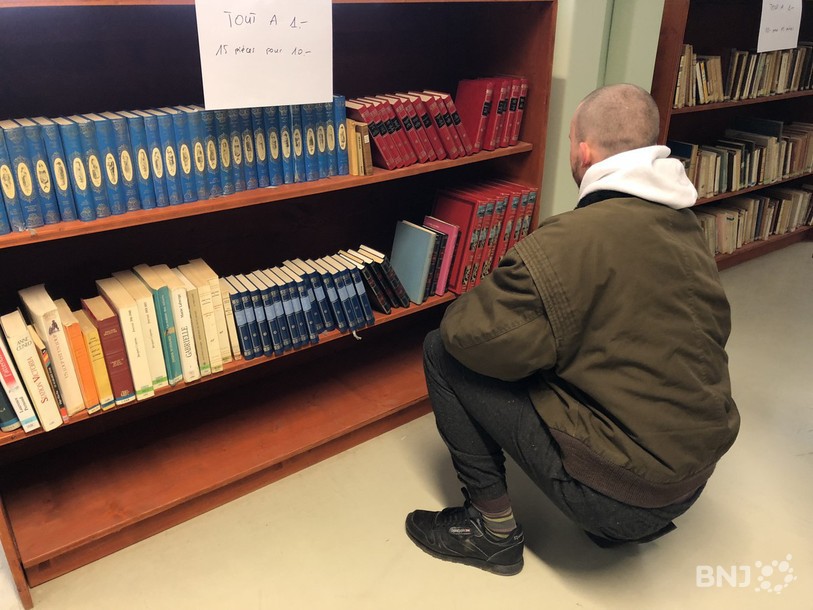 Le Bibliobus possède un dépôt de 50'000 documents.