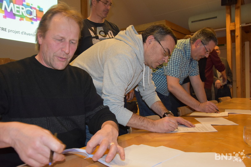 Fusion, Haut-Vallon, contrat, pourparlers