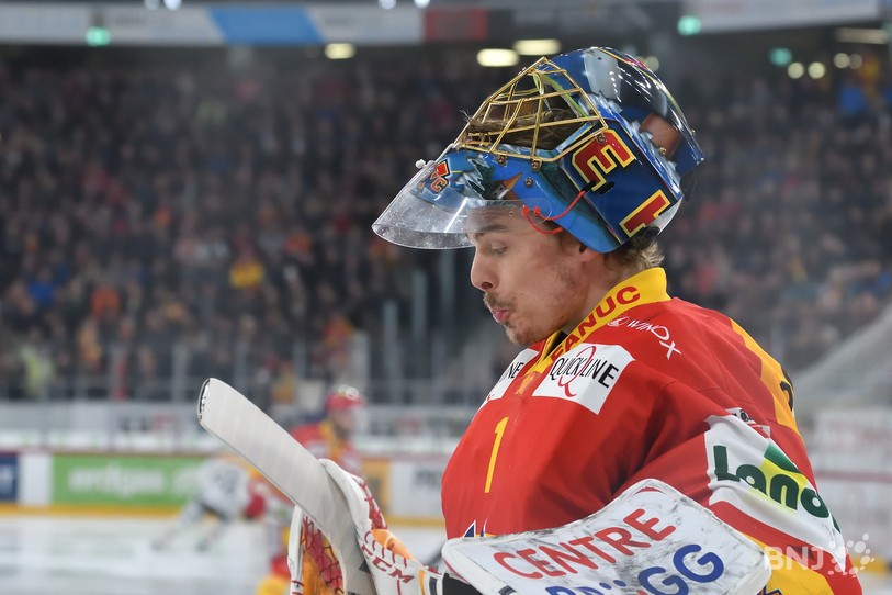 Jonas Hiller