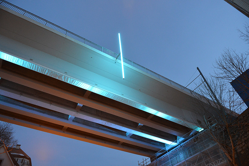 Les nouvelles lumières du pont du Manège à La Chaux-de-Fonds. (Photo: Ville de La Chaux-de-Fonds)