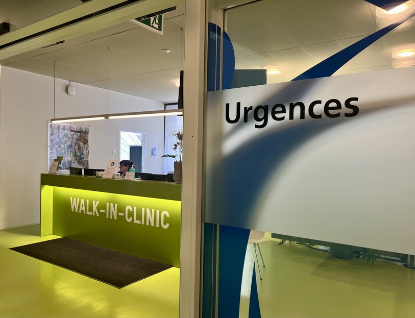 Image de la réception des urgences de la clinique