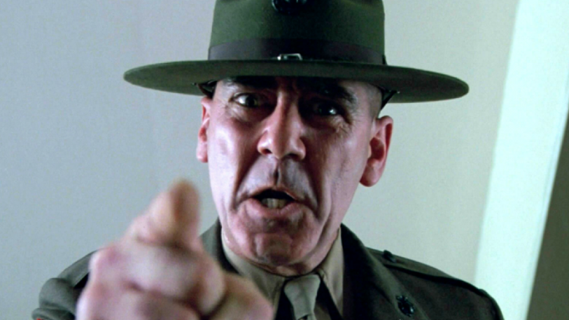R. Lee Ermey incarnait un sergent impitoyable et sadique dans le film de Stanley Kubrick Full Metal Jacket, sorti en 1987. (Photo: D.R.)