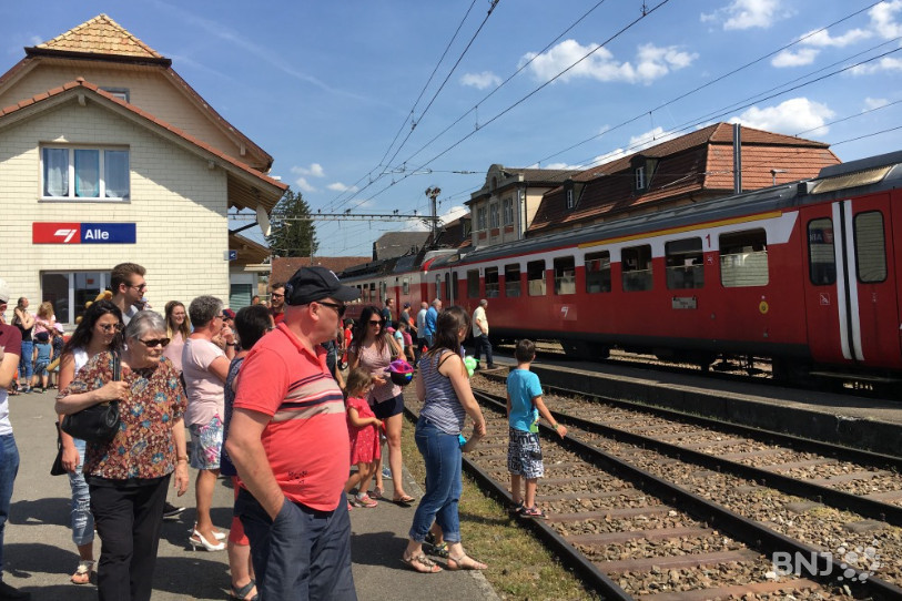 Selon les organisateurs, la fête de la ligne Porrentruy-Bonfol a attiré entre 3000 et 4000 personnes