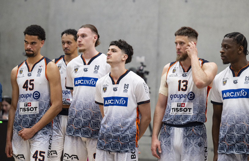 Le déception était grande pour Union Neuchâtel au terme de cette finale. (photo : Keystone/Peter Schneider)