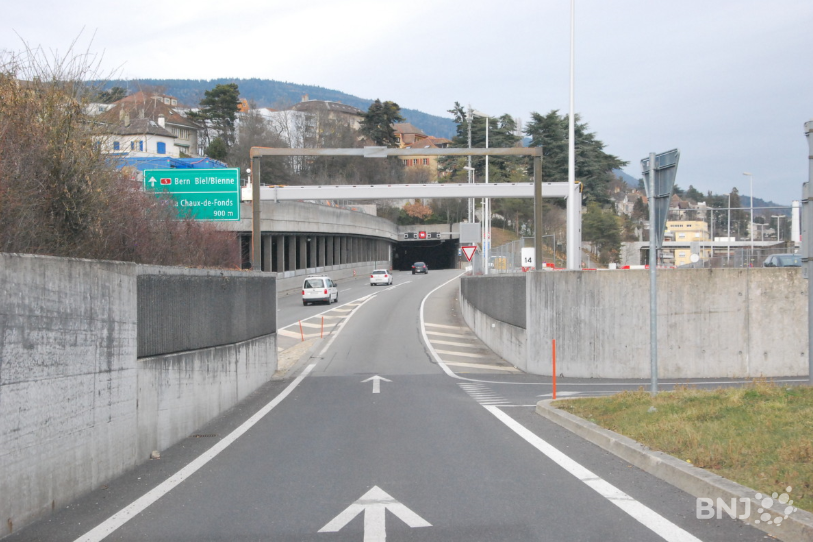Entrée des tunnels A5 sous la ville de Neuchâtel.