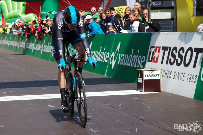 Chris Froome avait finalisé sa victoire sur le Tour de Romandie 2014 dans le stade de La Maladière. (Photo archives)