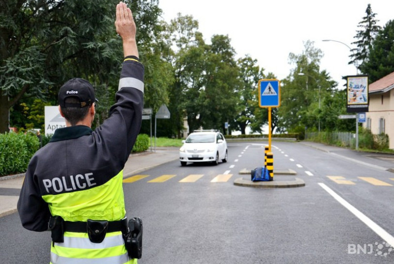 La conduite dangereuse des véhicules est la situation qui inquiète le plus les Neuchâtelois. ( photo : archives).