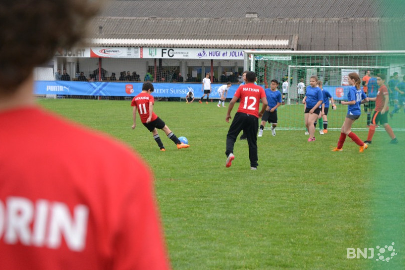Moins d'élèves participeront au tournoi cantonal de football scolaire. (Photo : archives)